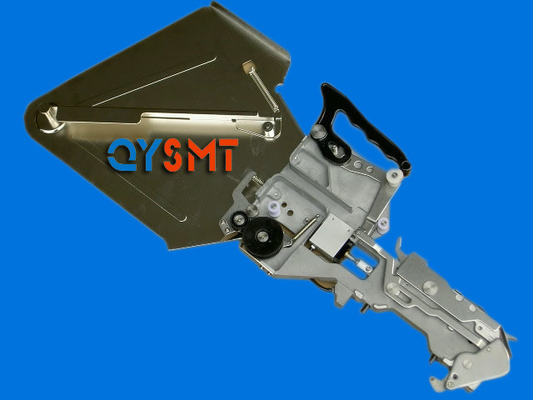 El smt de Yamaha parte el alimentador KW1-M2200-300 del CL 12m m de Yamaha